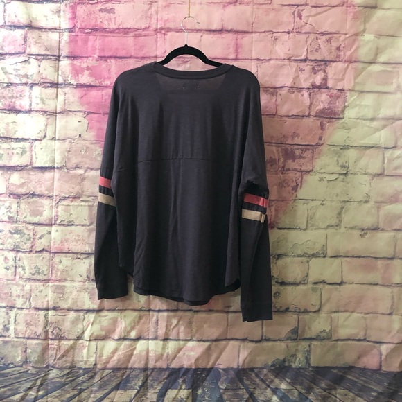 long sleeve shirt - Picture 2 of 2